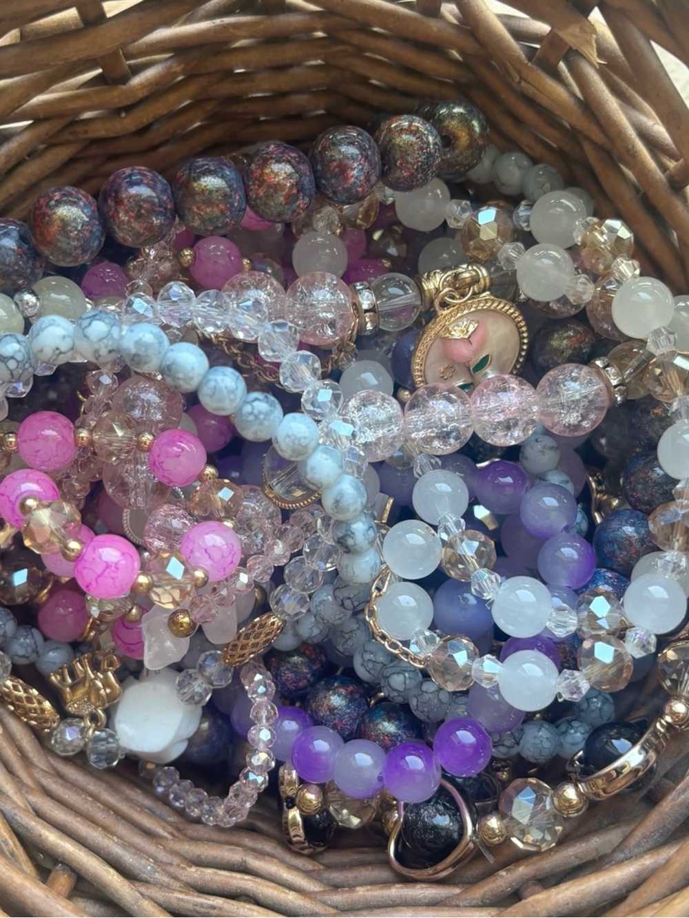 6 assorted crystal, glass, beaded assorted bracelets for only $24 - Picture 3 of 4